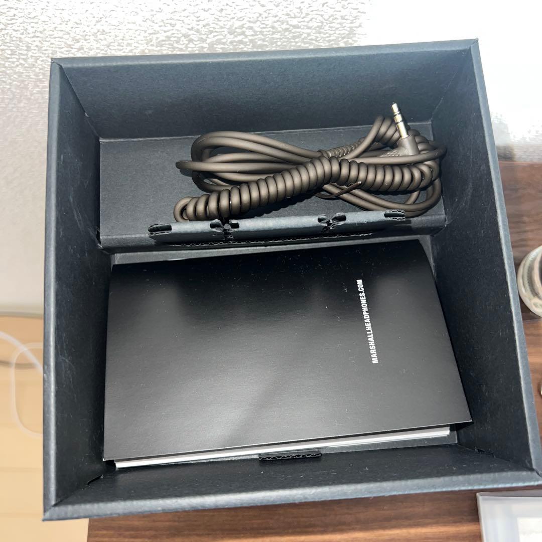 Marshall ブラウンヘッドホン　箱付き