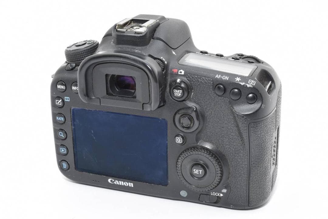 ★良品★ キヤノン CANON EOS 7D Mark II