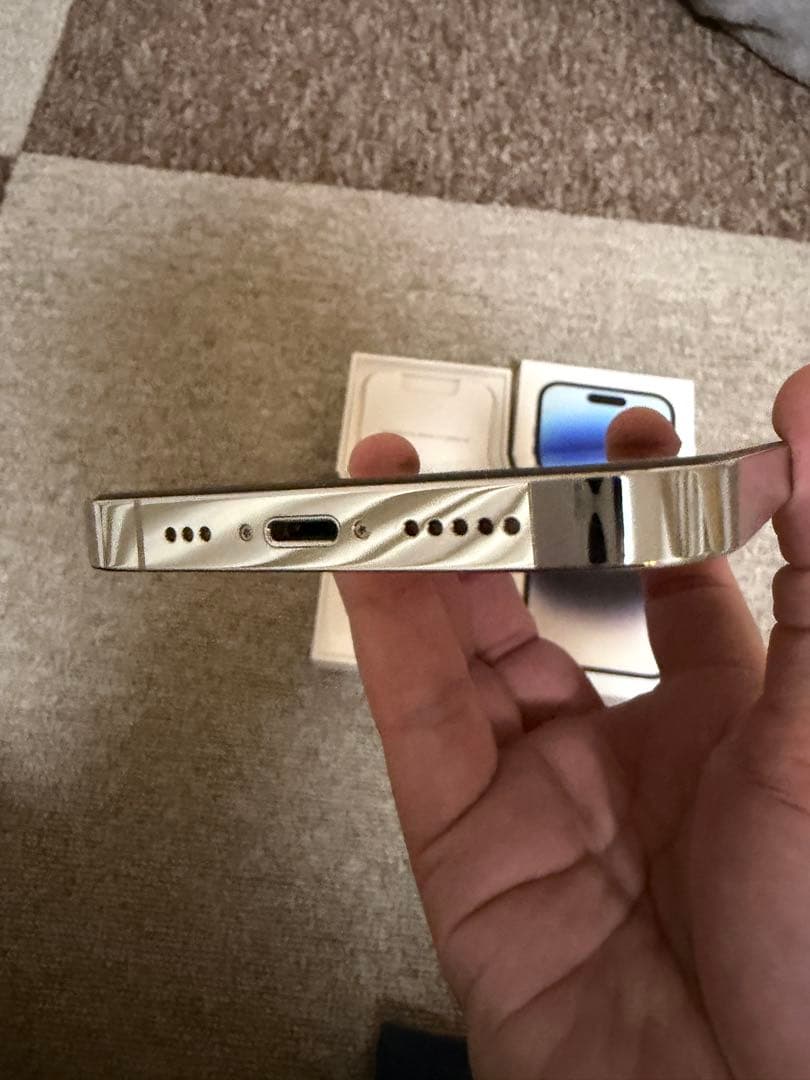 Apple iPhone 14 Pro ホワイト 本体　美品