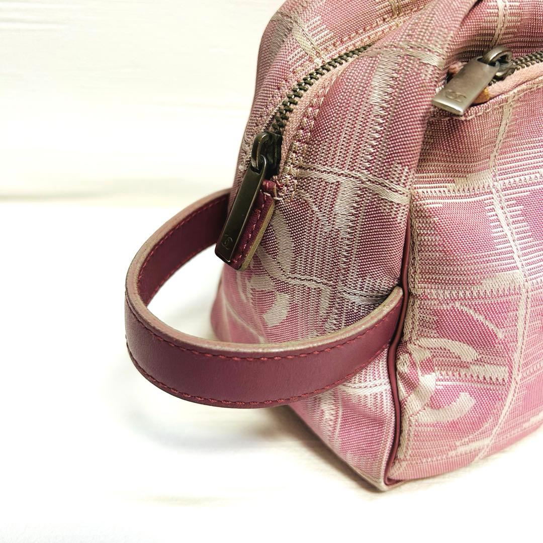 シャネル　 ニュートラベルラインイタリア製8008099