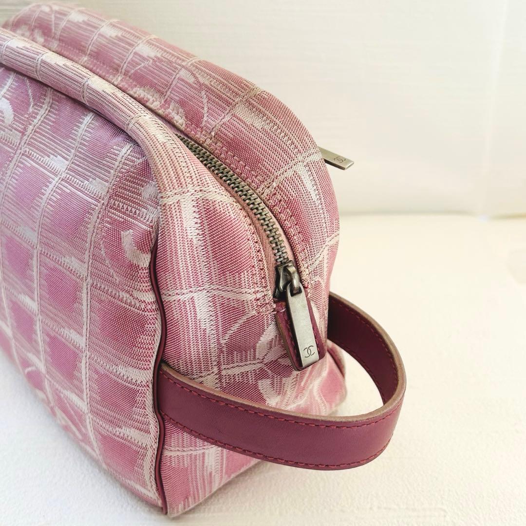 シャネル　 ニュートラベルラインイタリア製8008099