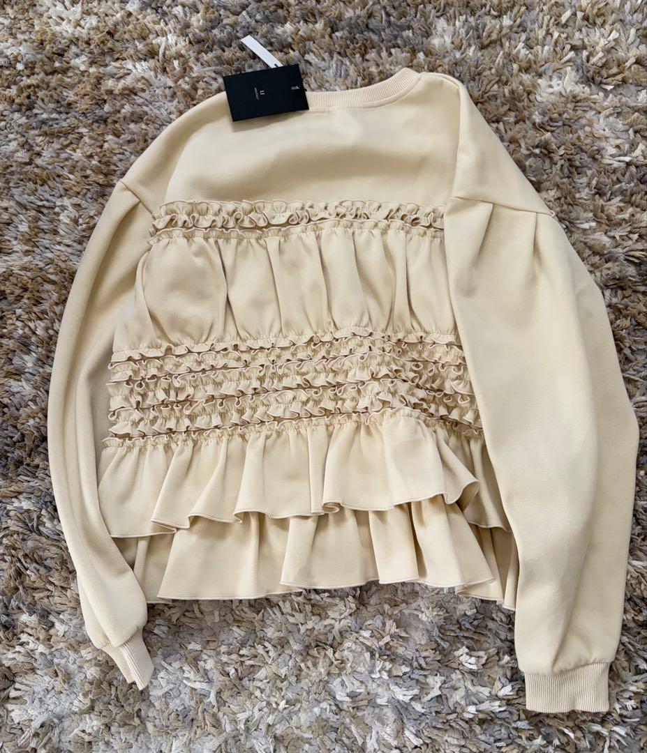 新品WILLFULLY/gather frill keynecksweatフリル