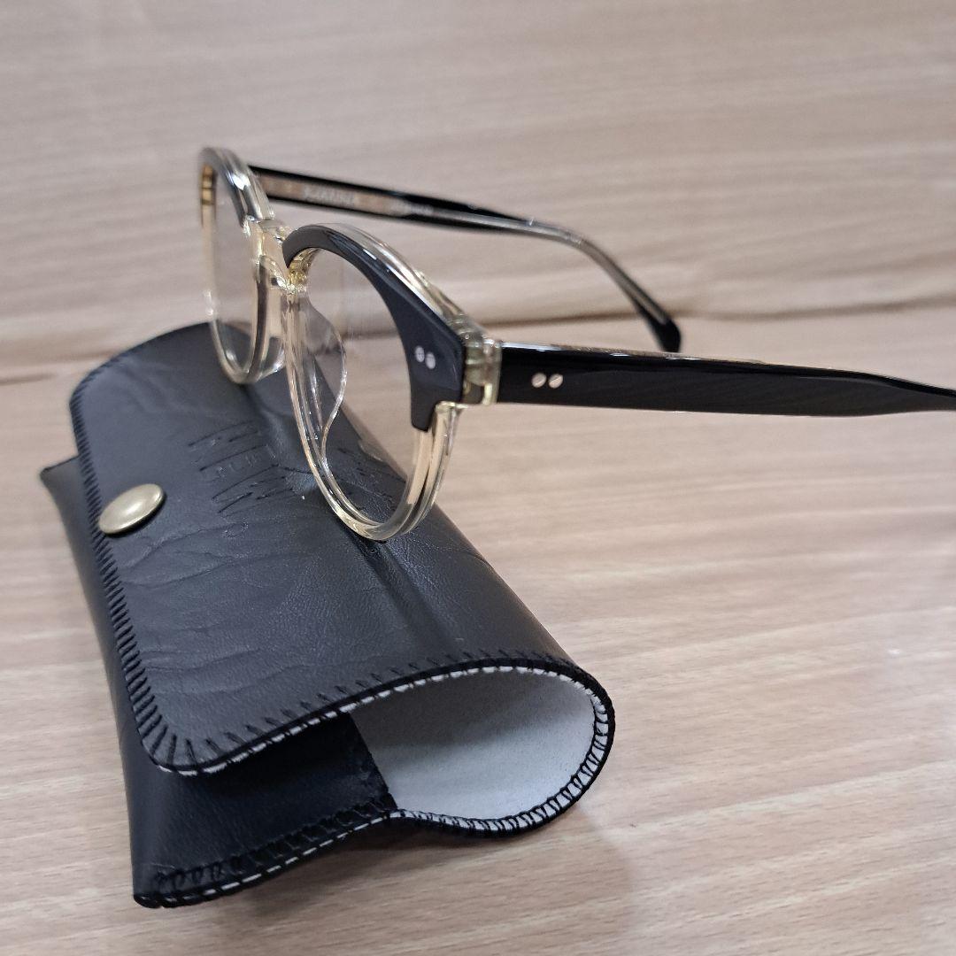 新型 NEW.サングラス MARINA ブラック/イエロー クラシックモデル