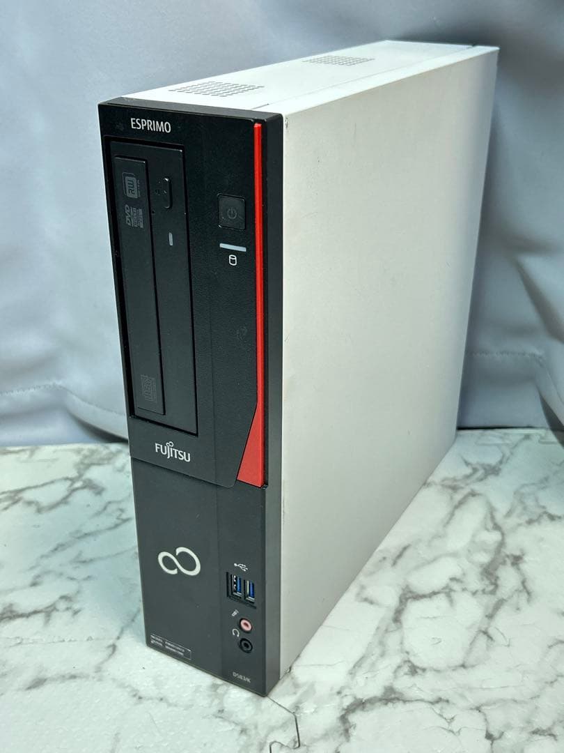 富士通 ESPRIMO D583/K FMVD12013　i7-4790S