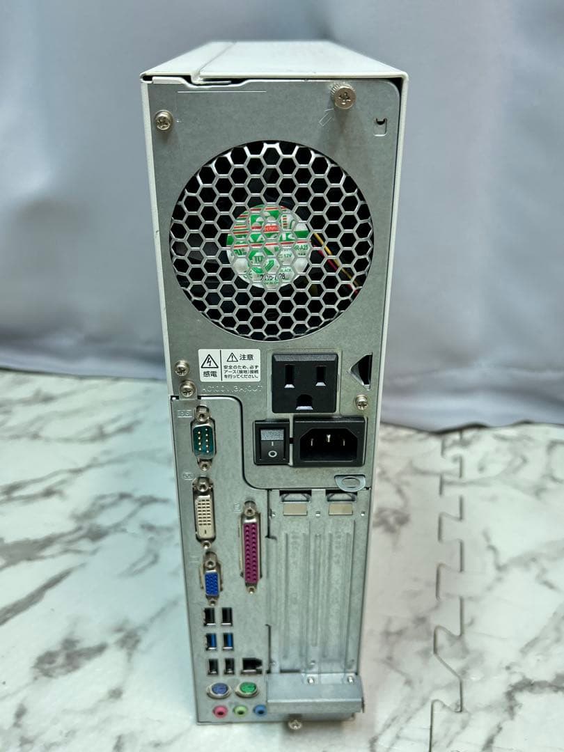 富士通 ESPRIMO D583/K FMVD12013　i7-4790S