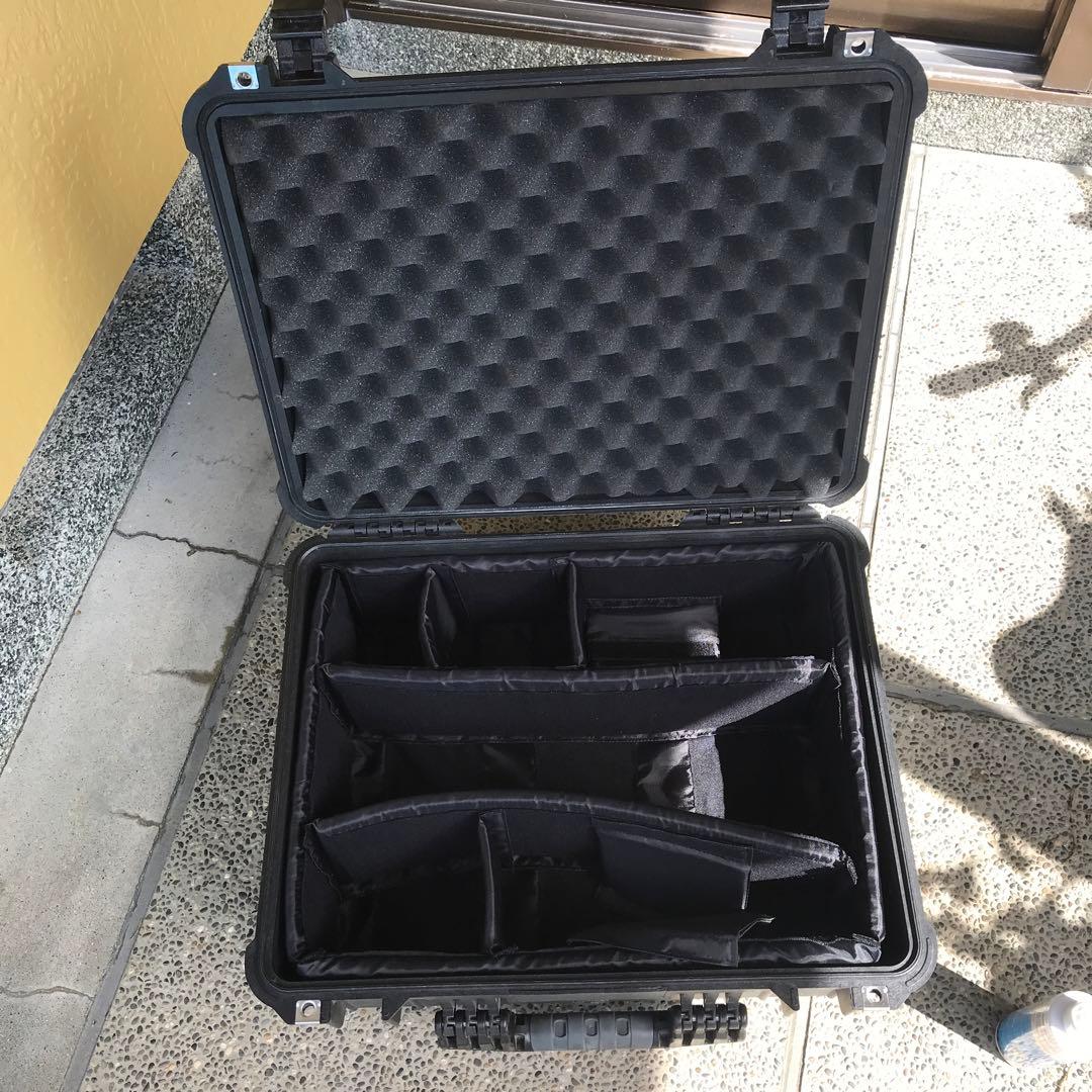 ペリカンケース　1550 デバイダータイプ