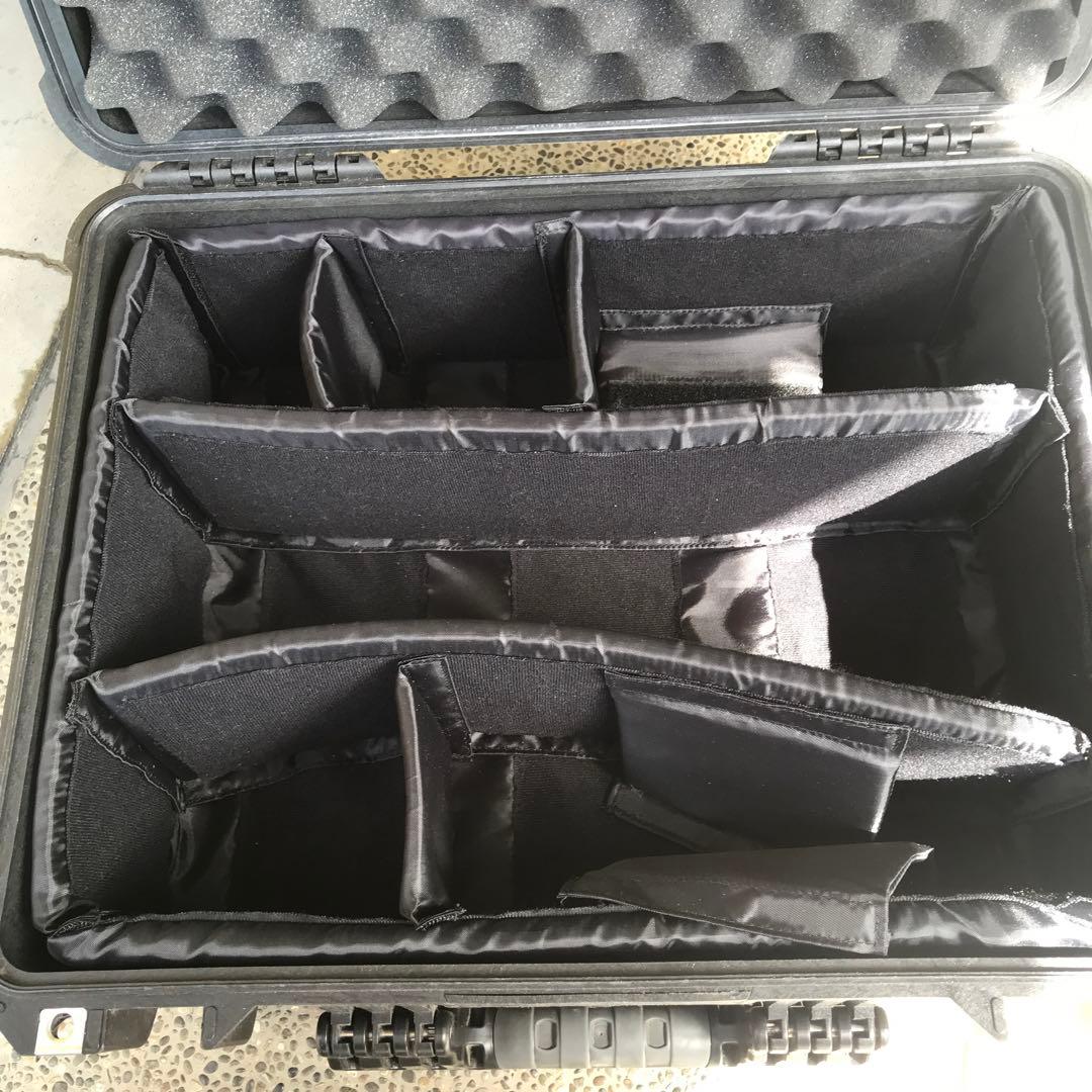 ペリカンケース　1550 デバイダータイプ