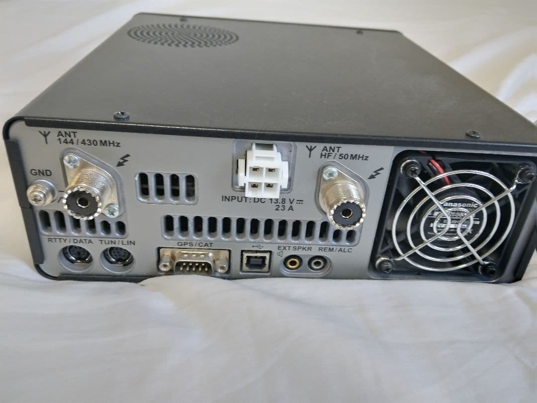 八重洲 FT-991A トランシーバー