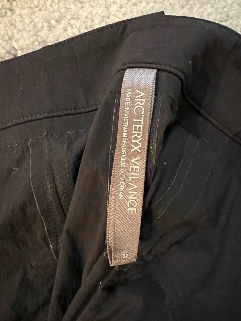 K*I様 Arc'teryx Veilance Convex LT Pant 3