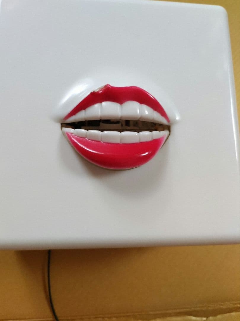 再値下げBlabbermouth(おしゃべりな)ラジオ 古く珍しい40年前の製品