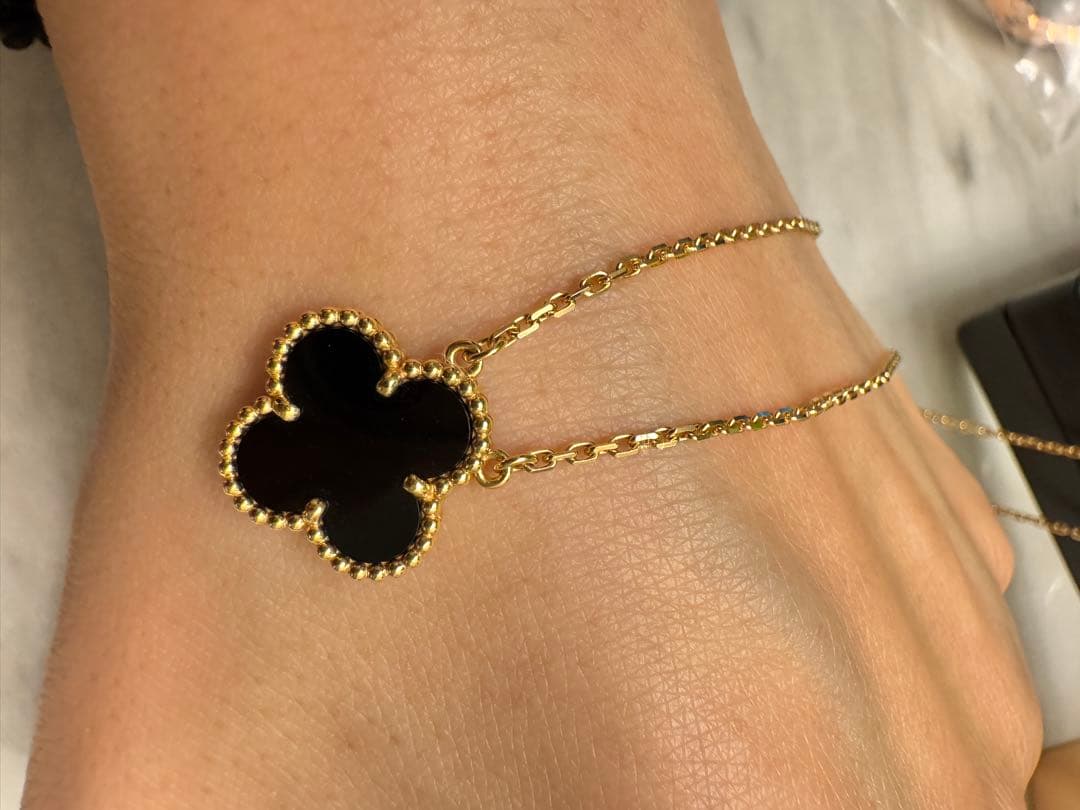 ブラックストーンネックレス