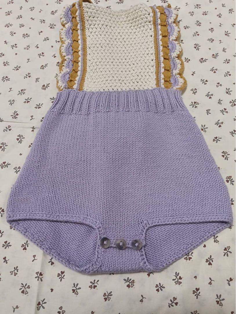 Misha&puff ラベンダー かぎ編みロンパース 3-4y