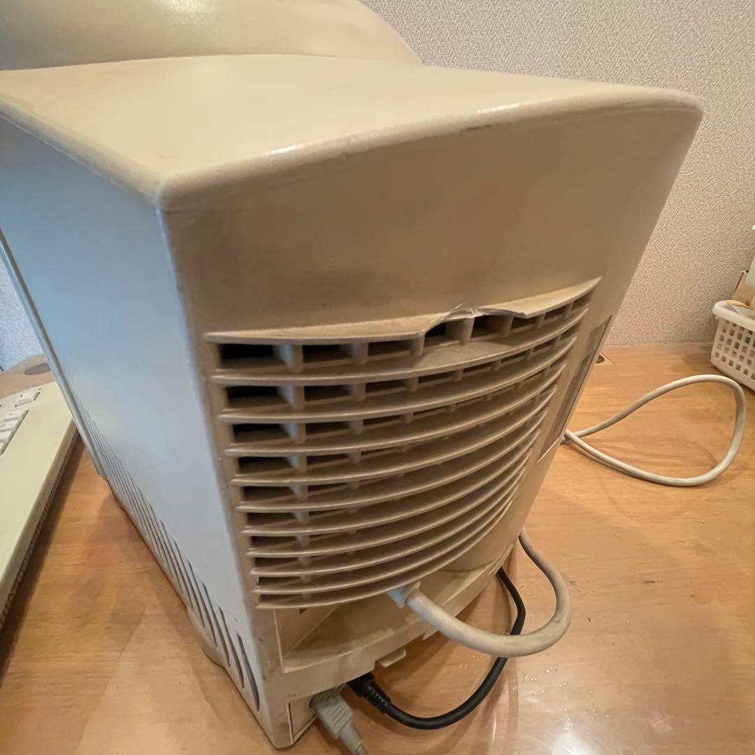 Macintosh Color Classic +拡張キーボード/角形マウス