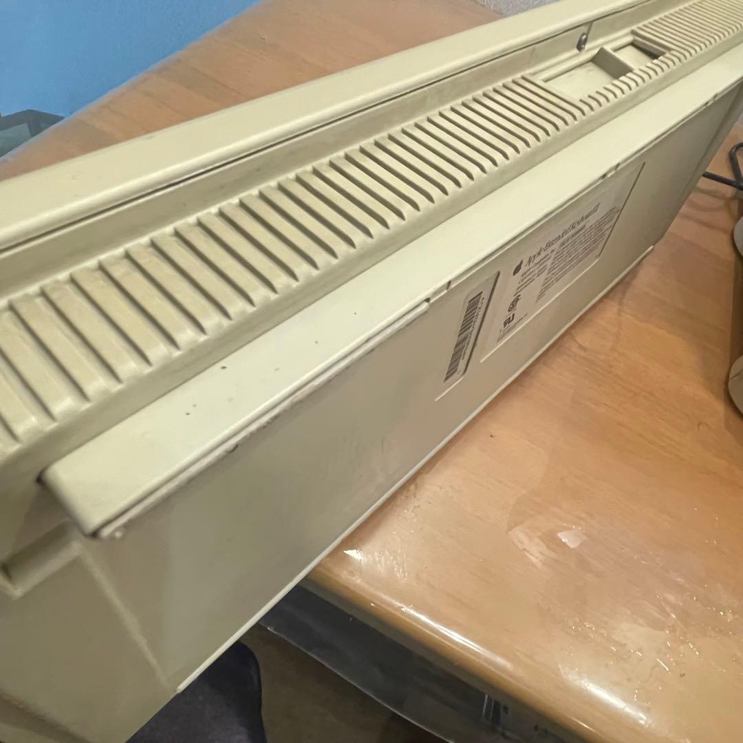 Macintosh Color Classic +拡張キーボード/角形マウス