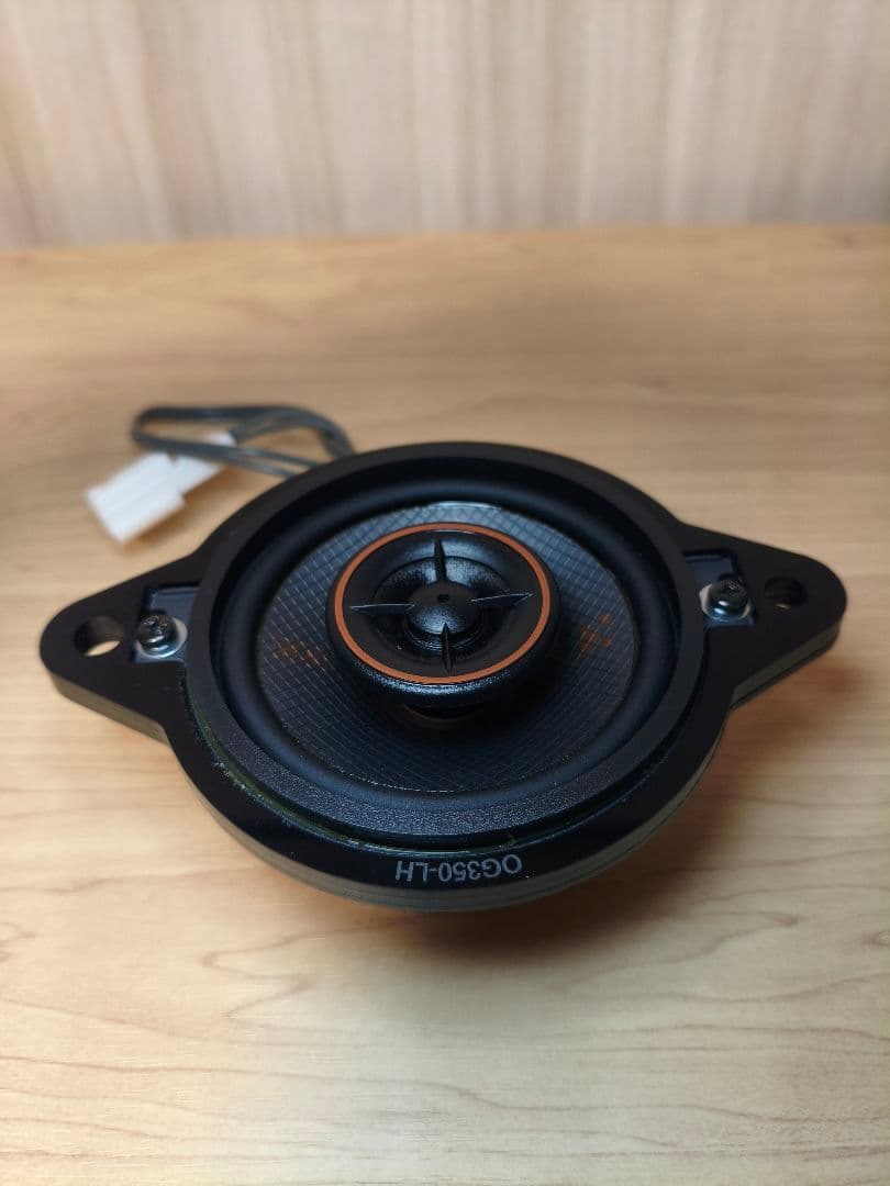 スピーカー キッカーKICKER KSC6904とKSC3504 バッフル