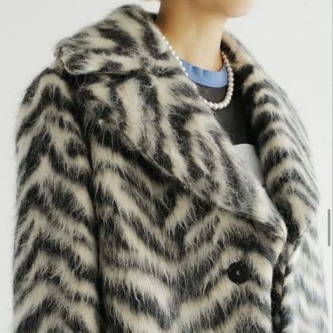 定価20万　マディソンブルー　ゼブラ柄　シャギー　コート