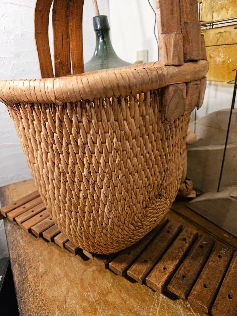 籐　竹　バスケット　かご　中国　柳籠　古民具　昭和レトロ　ヴィンテージ　アンティ