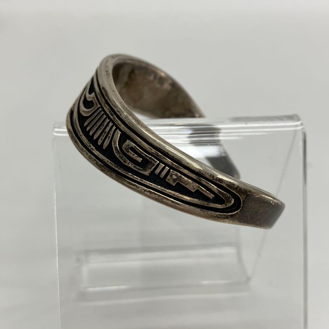 ナバホ族 SJB シルバー ウェーブ バングル インディアンジュエリー