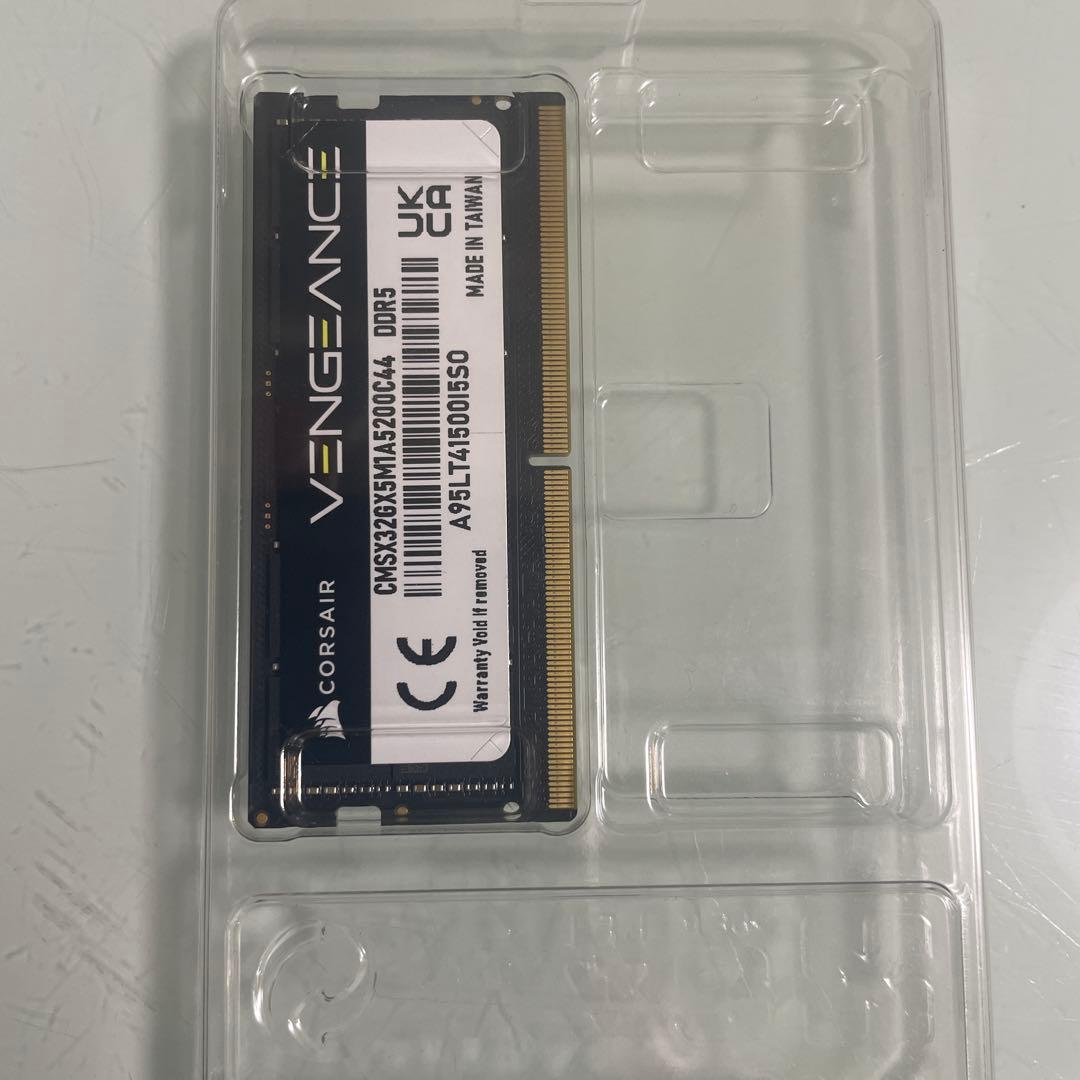 メモリー CORSAIR VENGEANCE DDR5 32GB 5200MHz