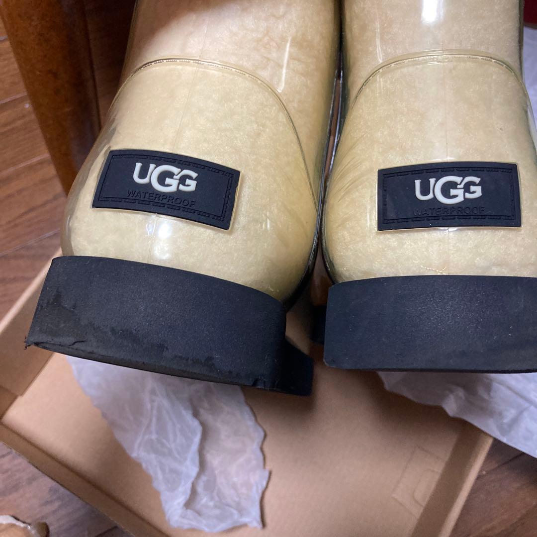 UGG クリーム色 ショートブーツ　レインブーツ