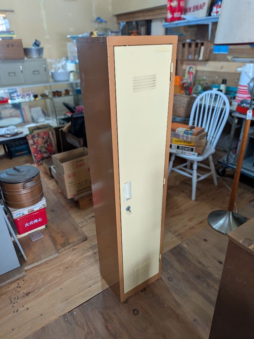 レトロカラー　スチールロッカー