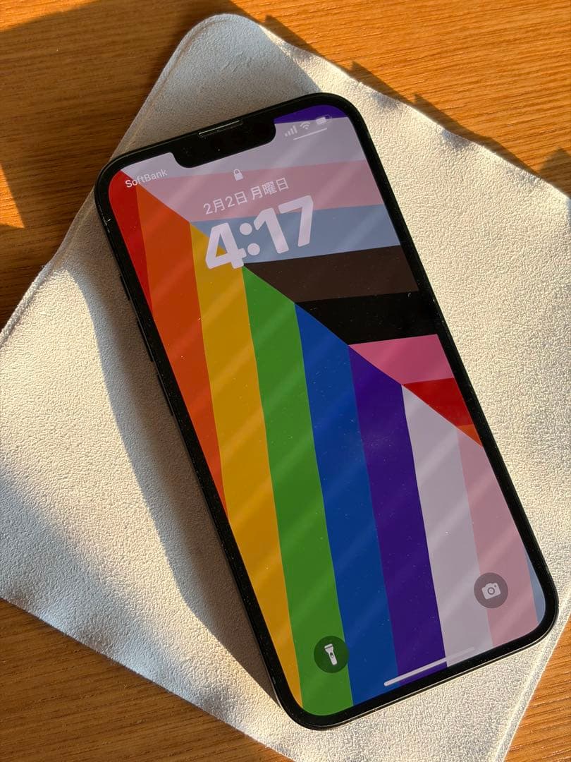 ほぼ未使用 iPhone 16e アメリカ版 128GB ブラック 本体のみ