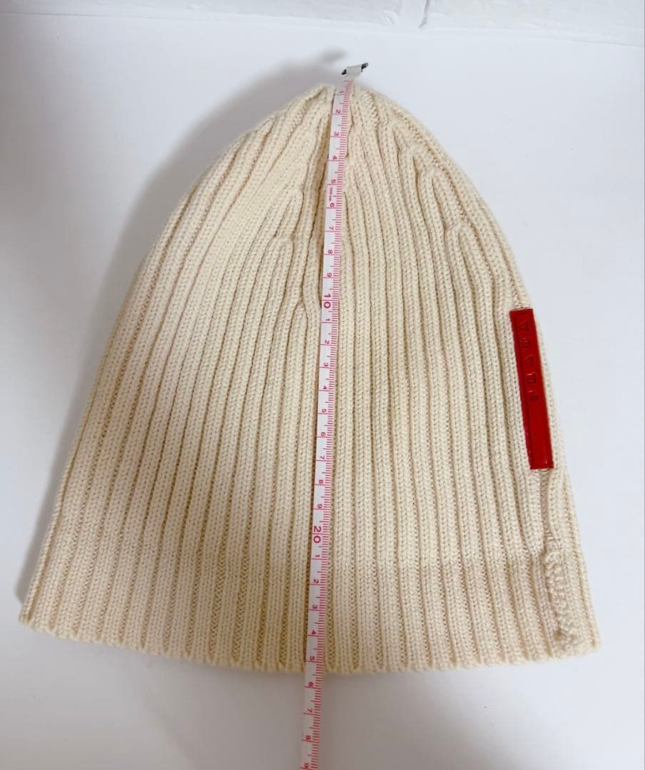 プラダ　PRADA ニット帽　キナリ　無地　ウール100% 男女兼用