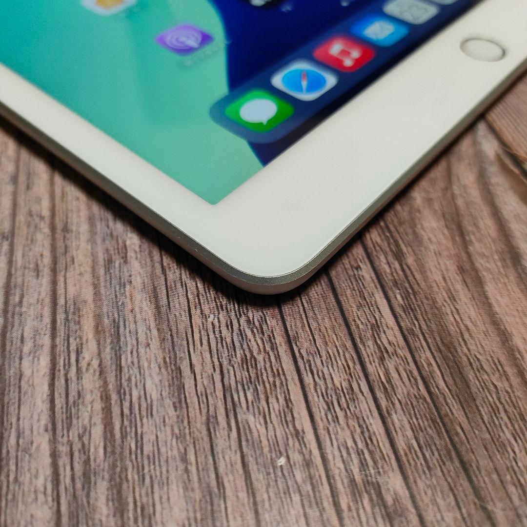 iPad 第7世代 32GB シルバー 美品