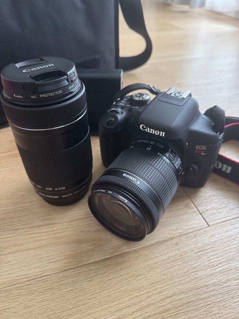 Canon EOS kiss x8i ダブルレンズカメラセット