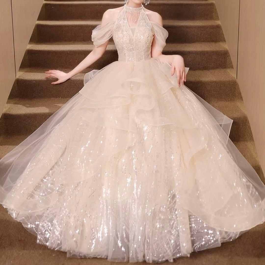 お花のデザインが可愛い フリルスカートのイブニングドレス