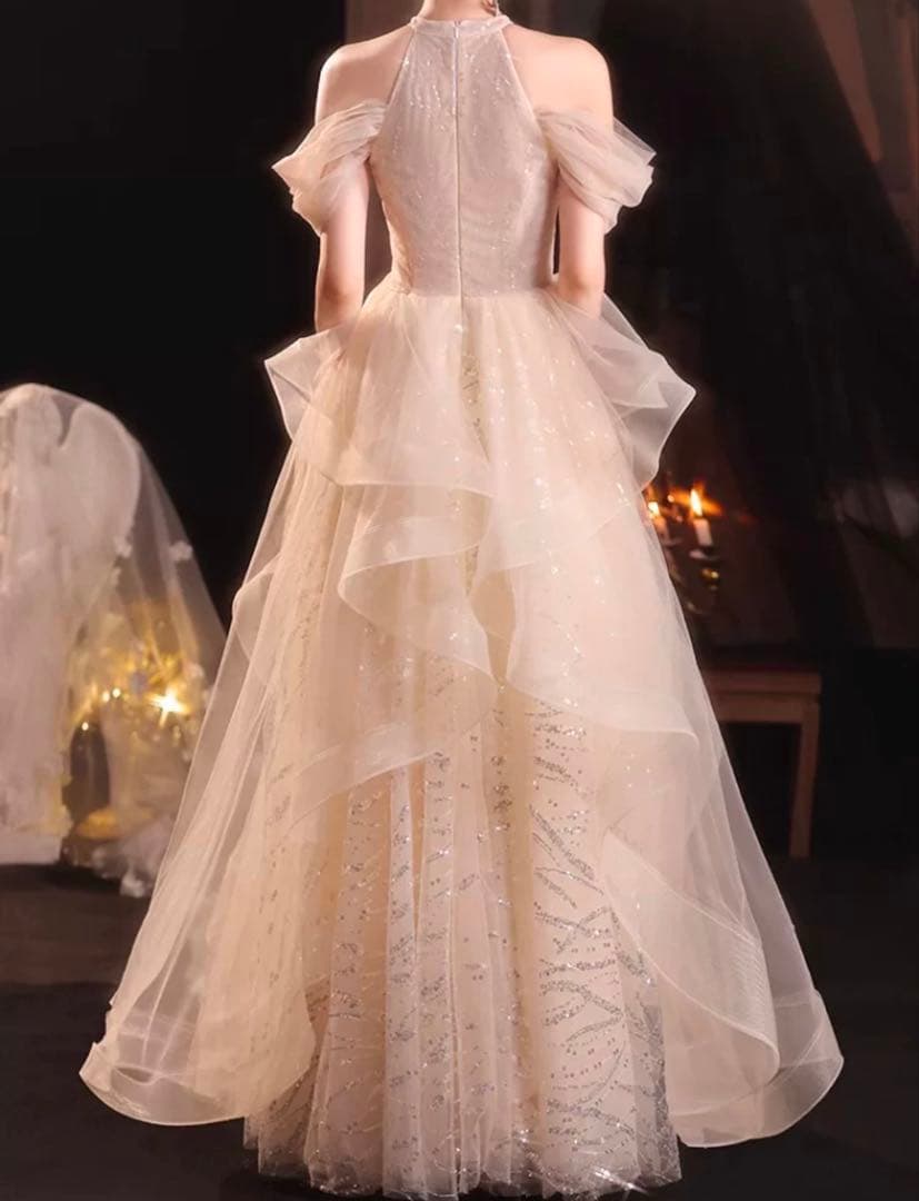 お花のデザインが可愛い フリルスカートのイブニングドレス