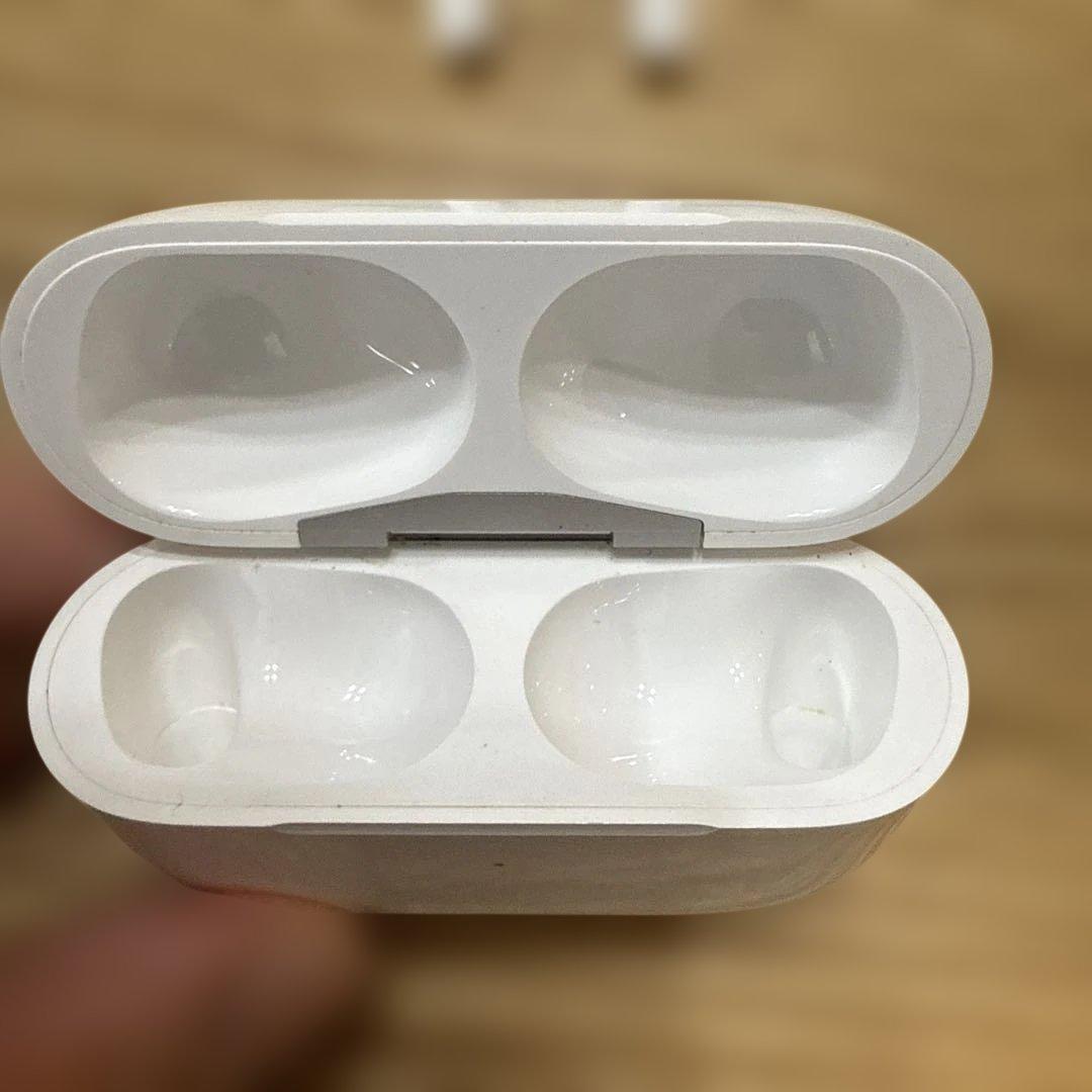 AirPods Pro2本体 ホワイトMQD83J/A