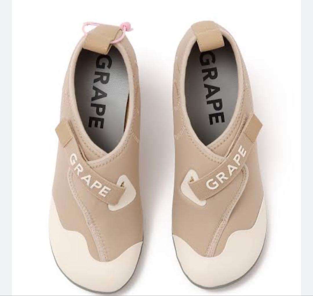 靴 grape beige embroidery logo diving shoe