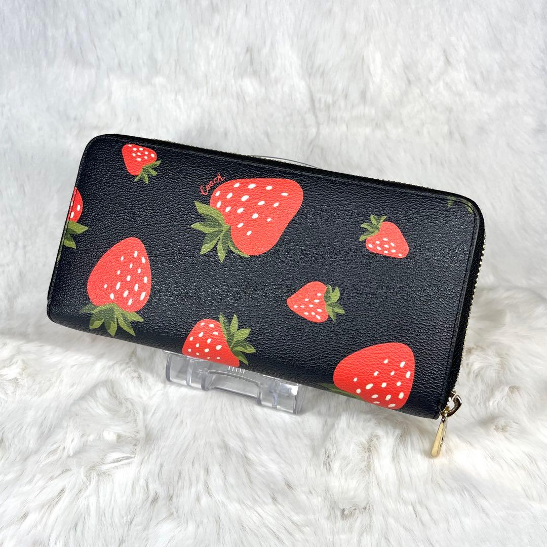 【新品未使用】COACH イチゴ柄長財布 黒 ゴールドファスナー
