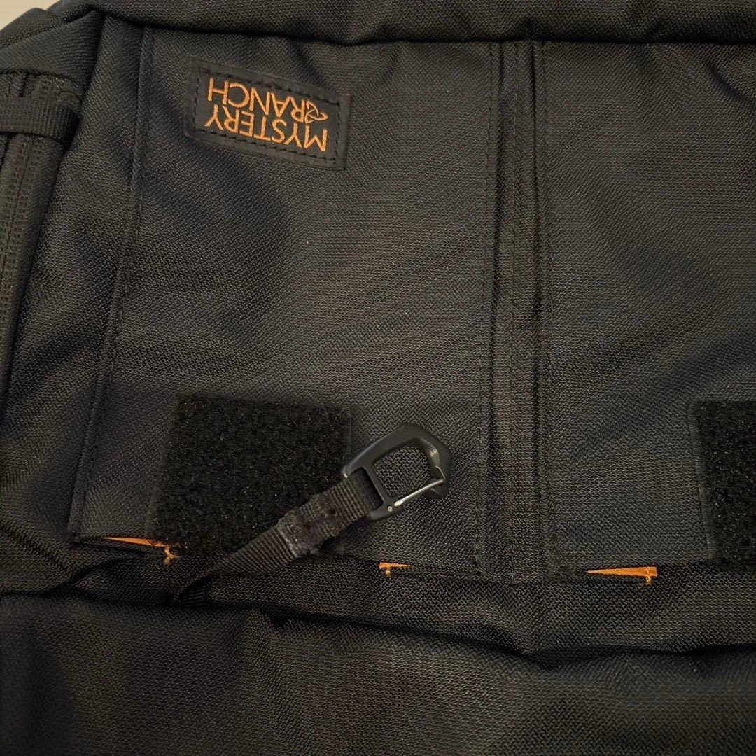 MYSTERY RANCH ブラック ショルダーバッグ