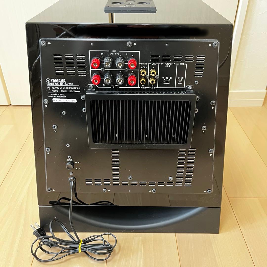 【美品】 YAMAHA サブウーファー NS-SW700 ピアノブラック
