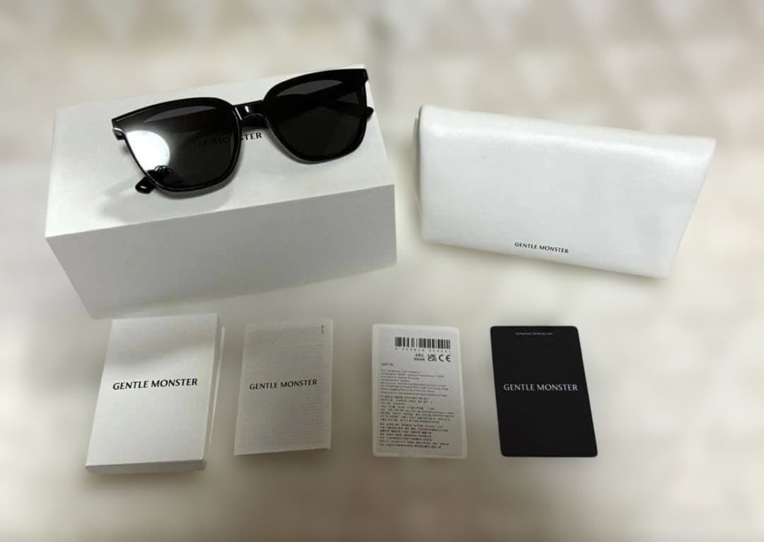 小物 GENTLE MONSTER lilit01