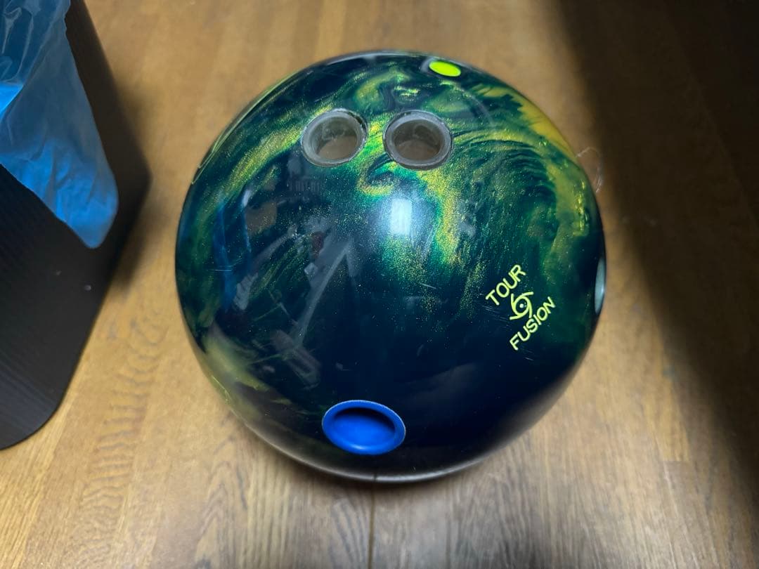 値下げOK！STORM IQ ボウリングボール 14ポンド アメリカ製 USB