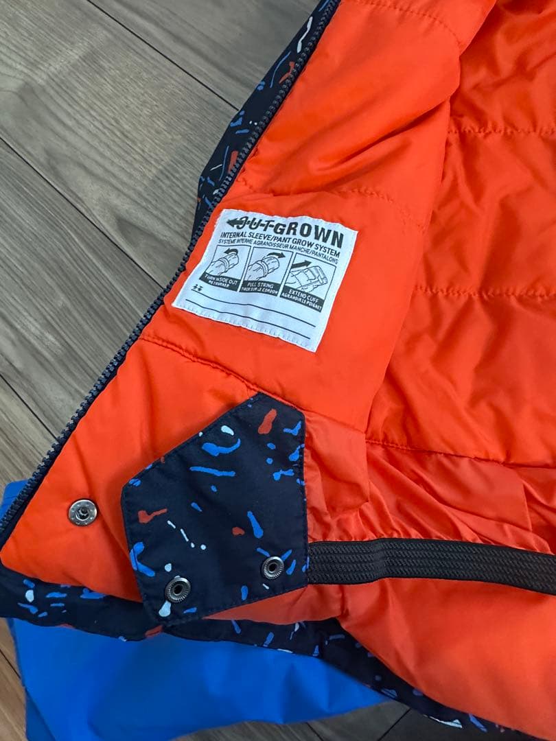 値下げ☆コロンビアColumbiaスキーウェア上下セット120 男の子　柄