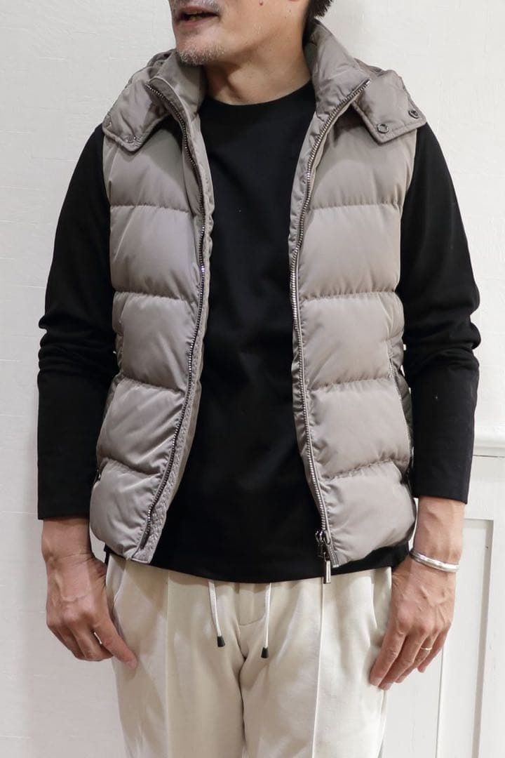 24-25秋冬新作Moorer FIRE-WKムーレーダウンベストVISONE