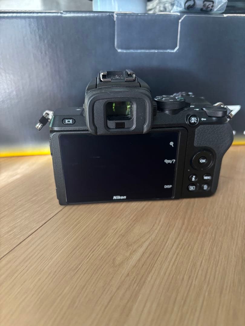 Nikon Z 50 ダブルズームキット レンズフィルター付　ミラーレスカメラ