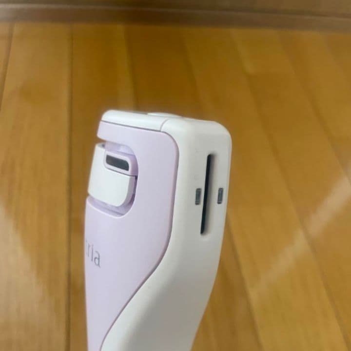 tria 美容 家庭用シミ取りレーザー　肝斑　ニキビ跡　色素沈着　毛穴開き　美白