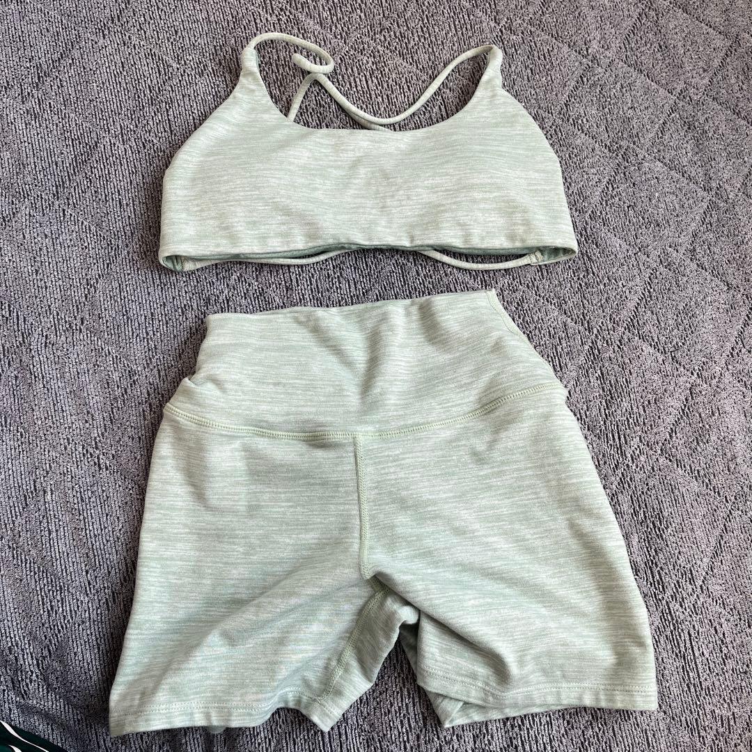 CSB スポーツブラとショートパンツセット