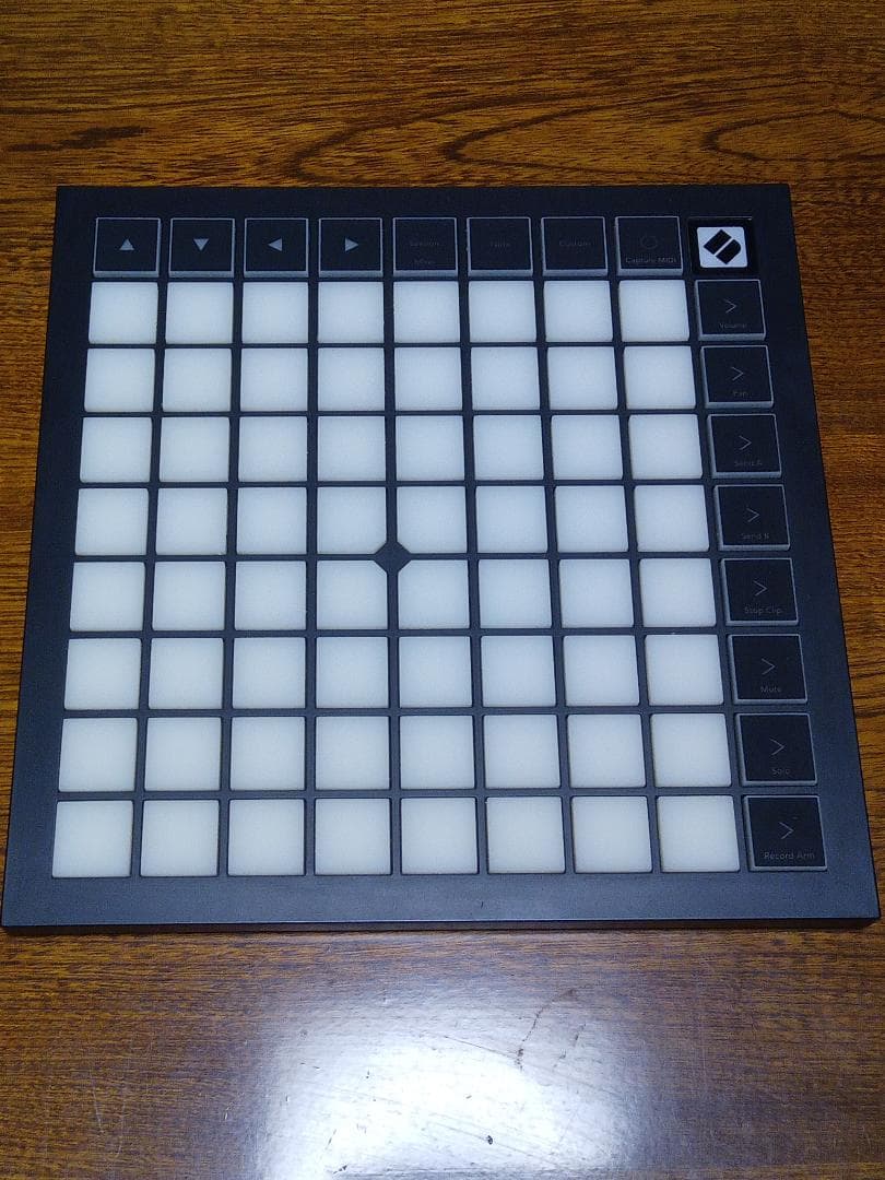 【Novation】 Launchpad X