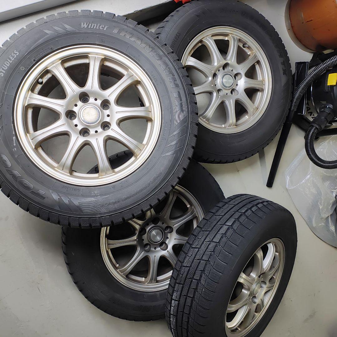 デリカD5 スタッドレス TOYO 216/70R16 20年