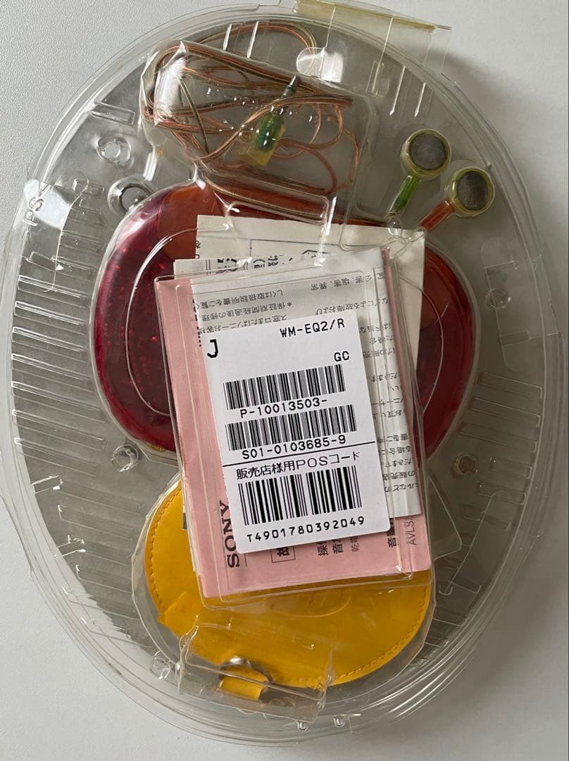 SONY WM-EQ2/R カセットプレーヤー レッド/イエロー ジャンク品