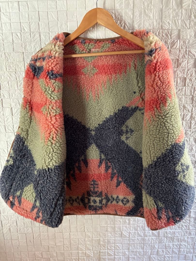 キャピタル KAPITAL ボアライニング ベスト ネイティブ柄