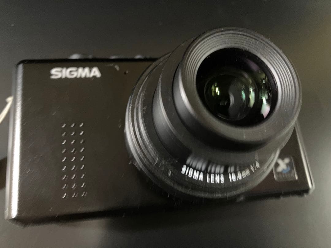 ジャンク美品　SIGMA DP1x コンパクトデジタルカメラ　バッテリー２個付