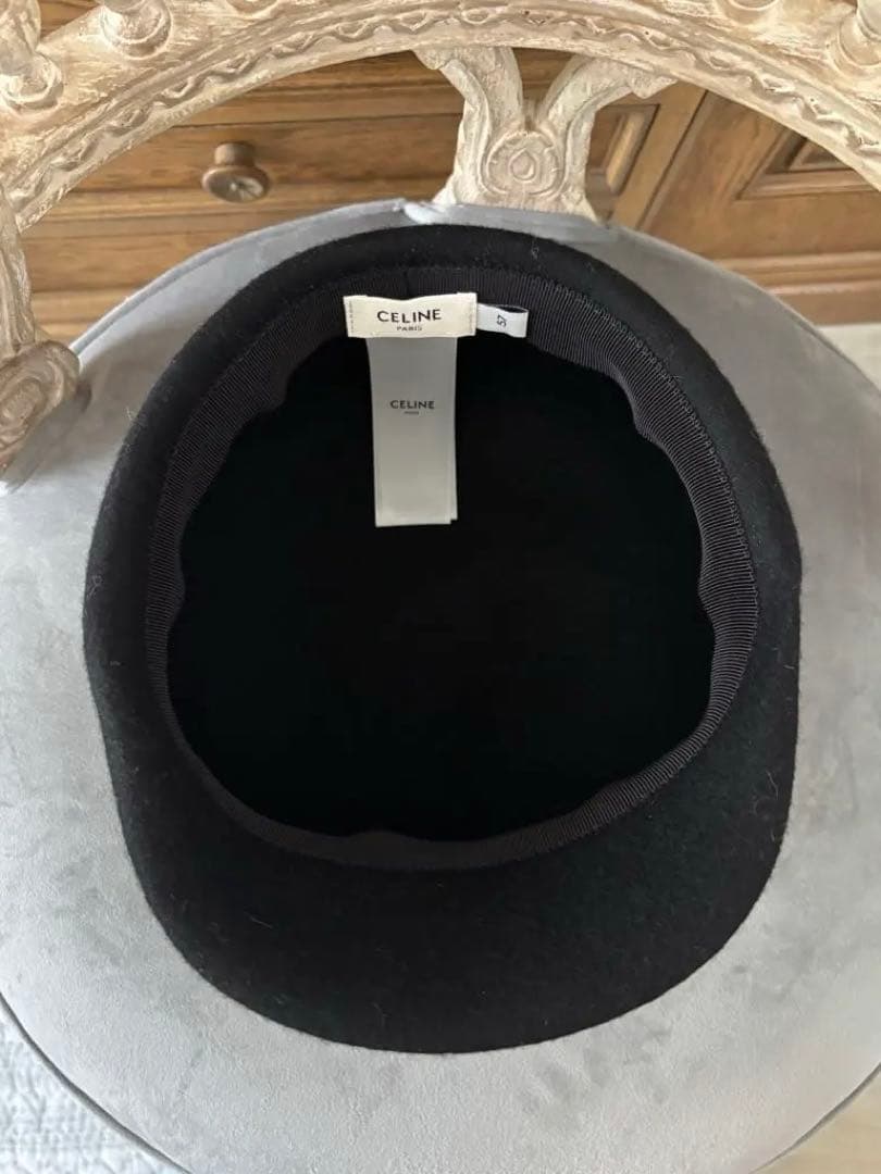 セリーヌ　CELINE 2024コレクション　ウールキャップ　黒