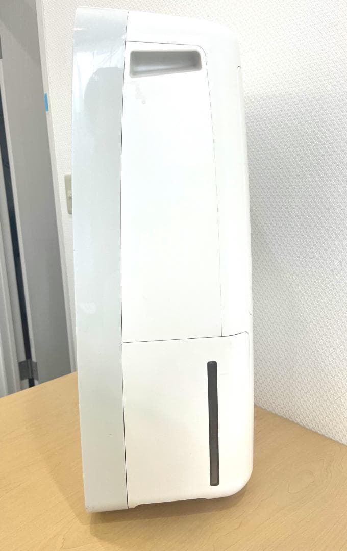 SHARP 除湿機 CV-J120-W 2019年製 プラズマクラスター